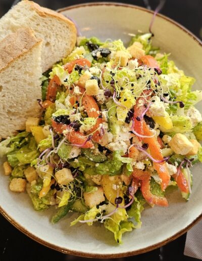 Salade bij Cafe My Place Amsterdam
