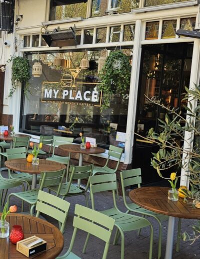 Terras van Cafe My Place in de Pijp in Amsterdam